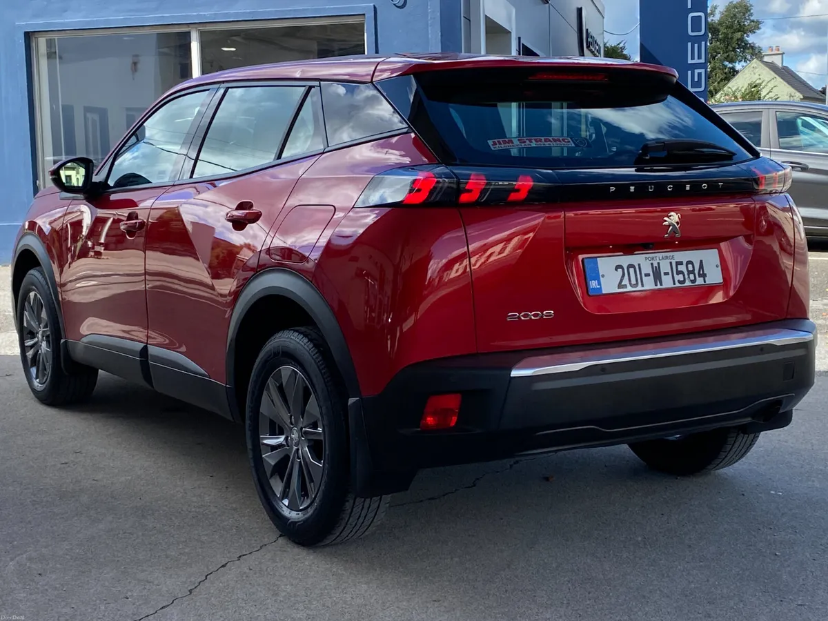 Peugeot 2008 1.2 Puretech 100bhp Active - Image 3