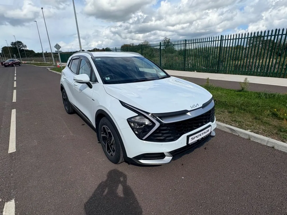 Kia Sportage *ONE CAR ONLY*Sport Edition**Full Lea - Image 4