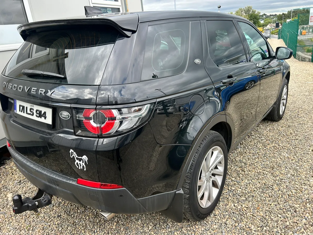 Landrover Discovery  Sport - Image 3