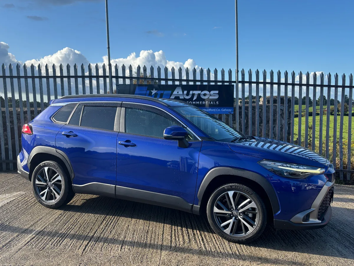 Toyota Corolla Cross Luna Hybrid 2023 - Image 4