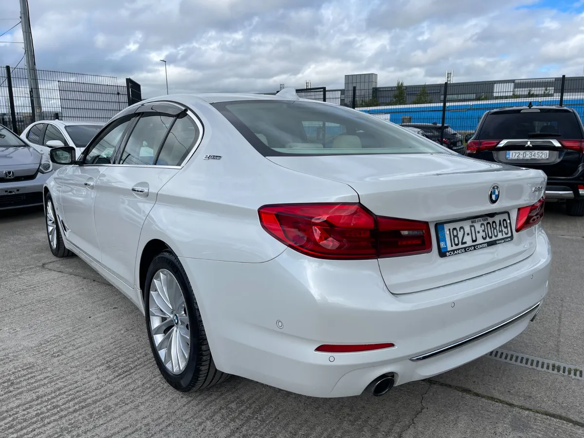 182 BMW 530E LUXURY AUTOMATIC 4DR MODEL - Image 4