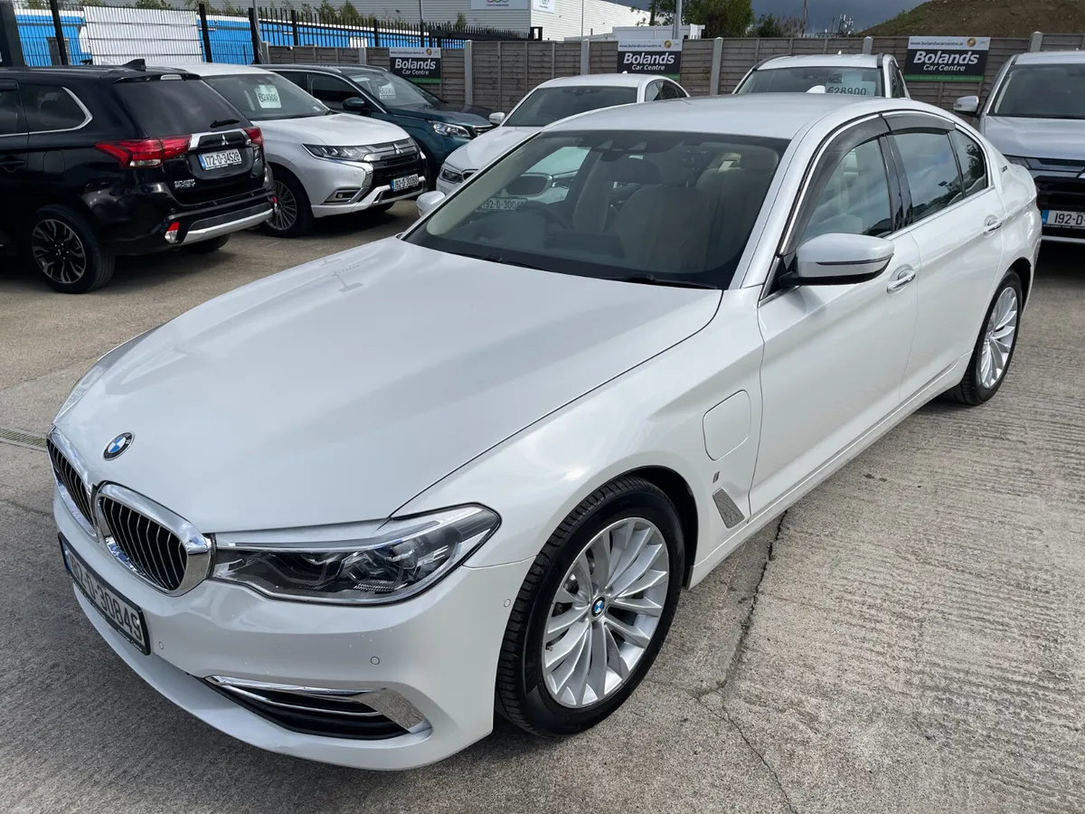 182 BMW 530E LUXURY AUTOMATIC 4DR MODEL - Image 3