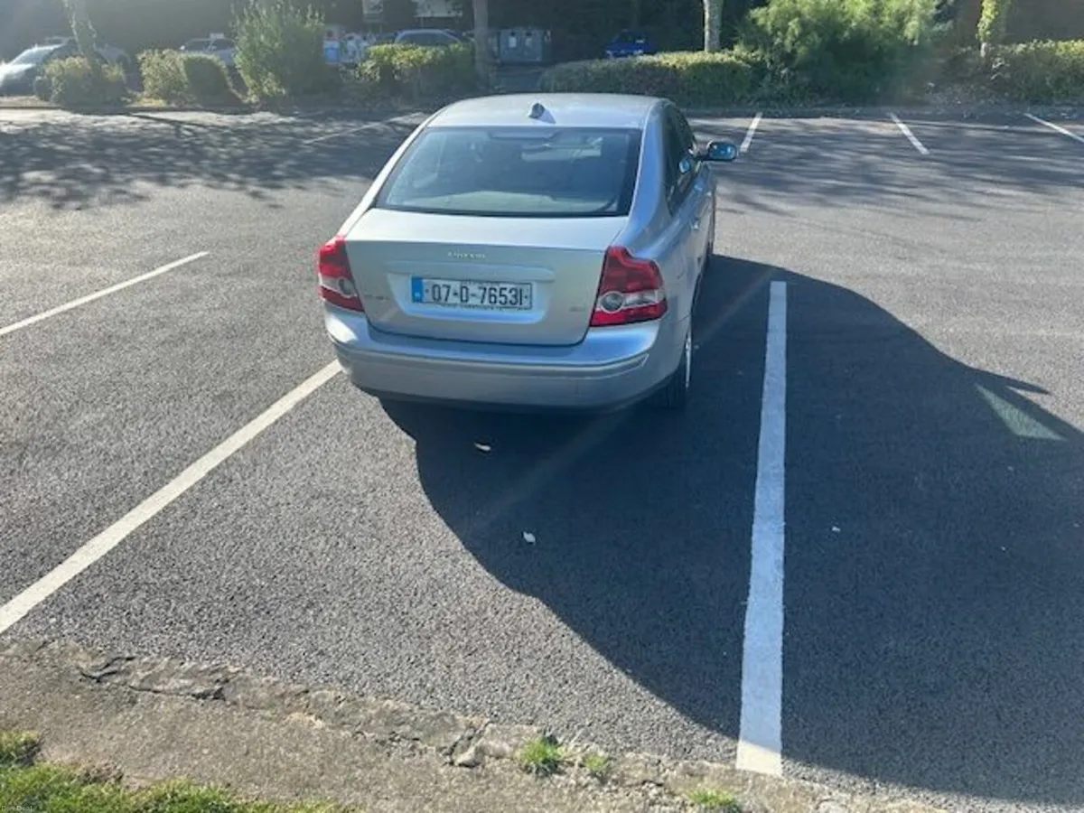 Volvo S40 2007  -Full 12 months NCT and Taxed - Image 4
