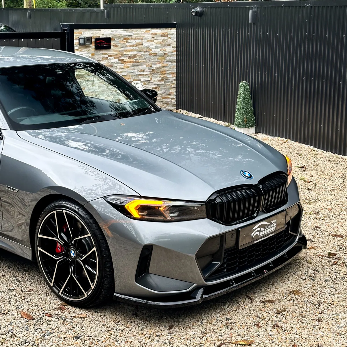 2022 (222) BMW 330e M-SPORT LCI 290BHP - Image 2