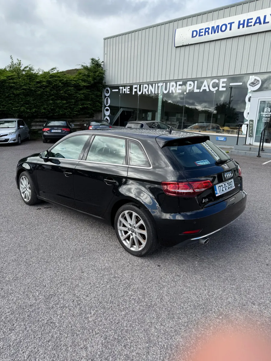 Audi A3 2017 - Image 2