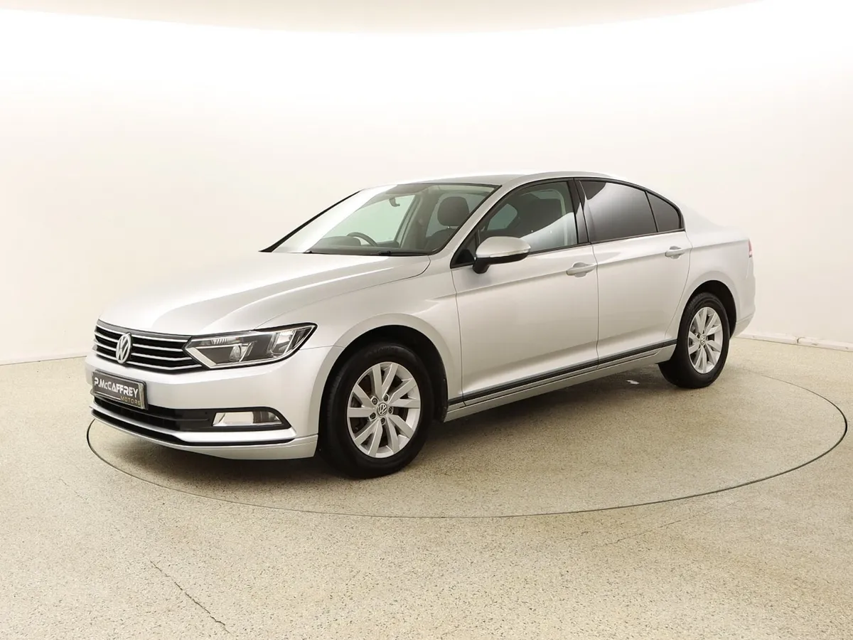 19 VOLKSWAGEN PASSAT 2.0 TDI 150 BHP BUSINESS - Image 3