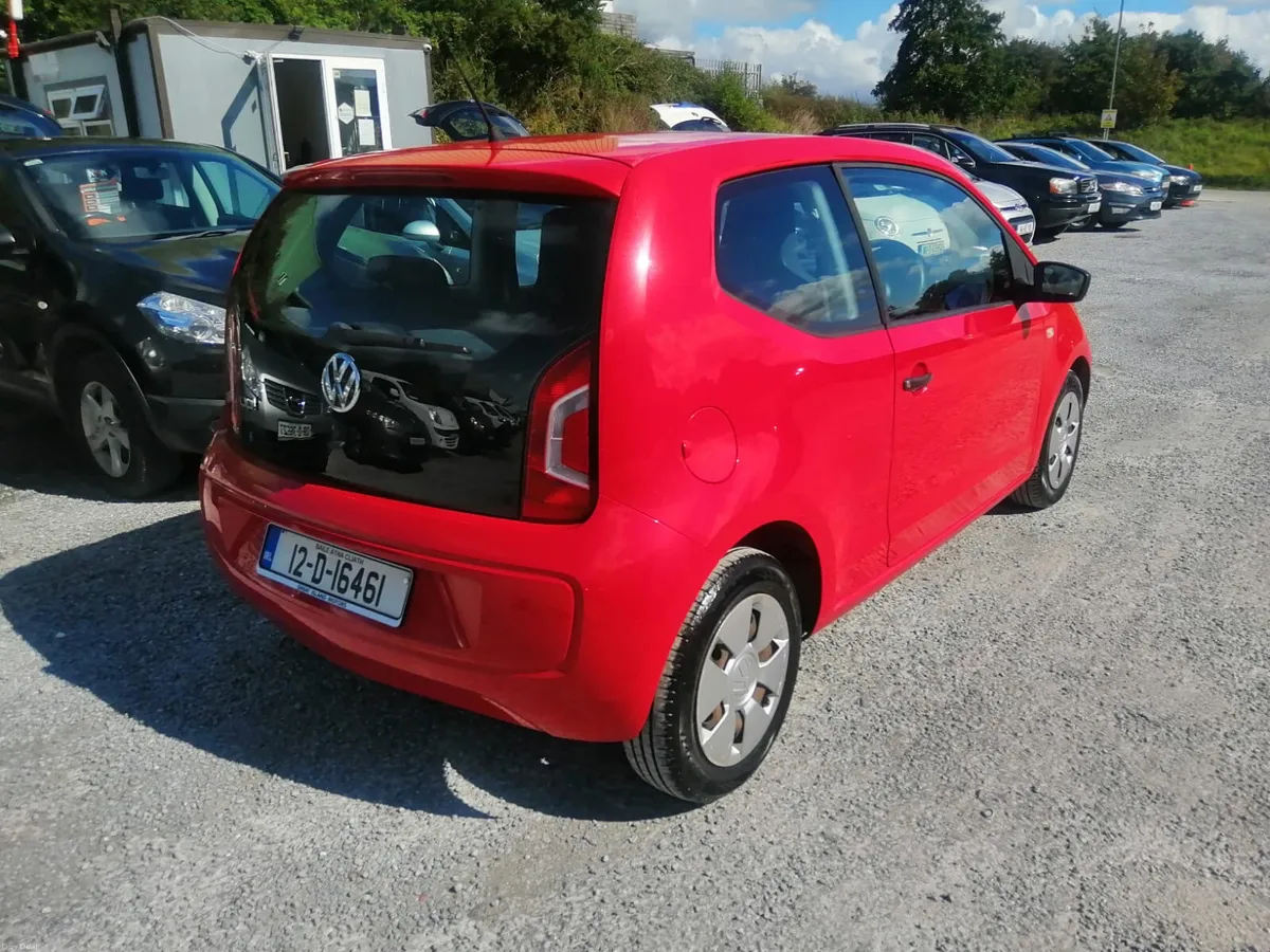 Volkswagen Up 2012 - Image 4