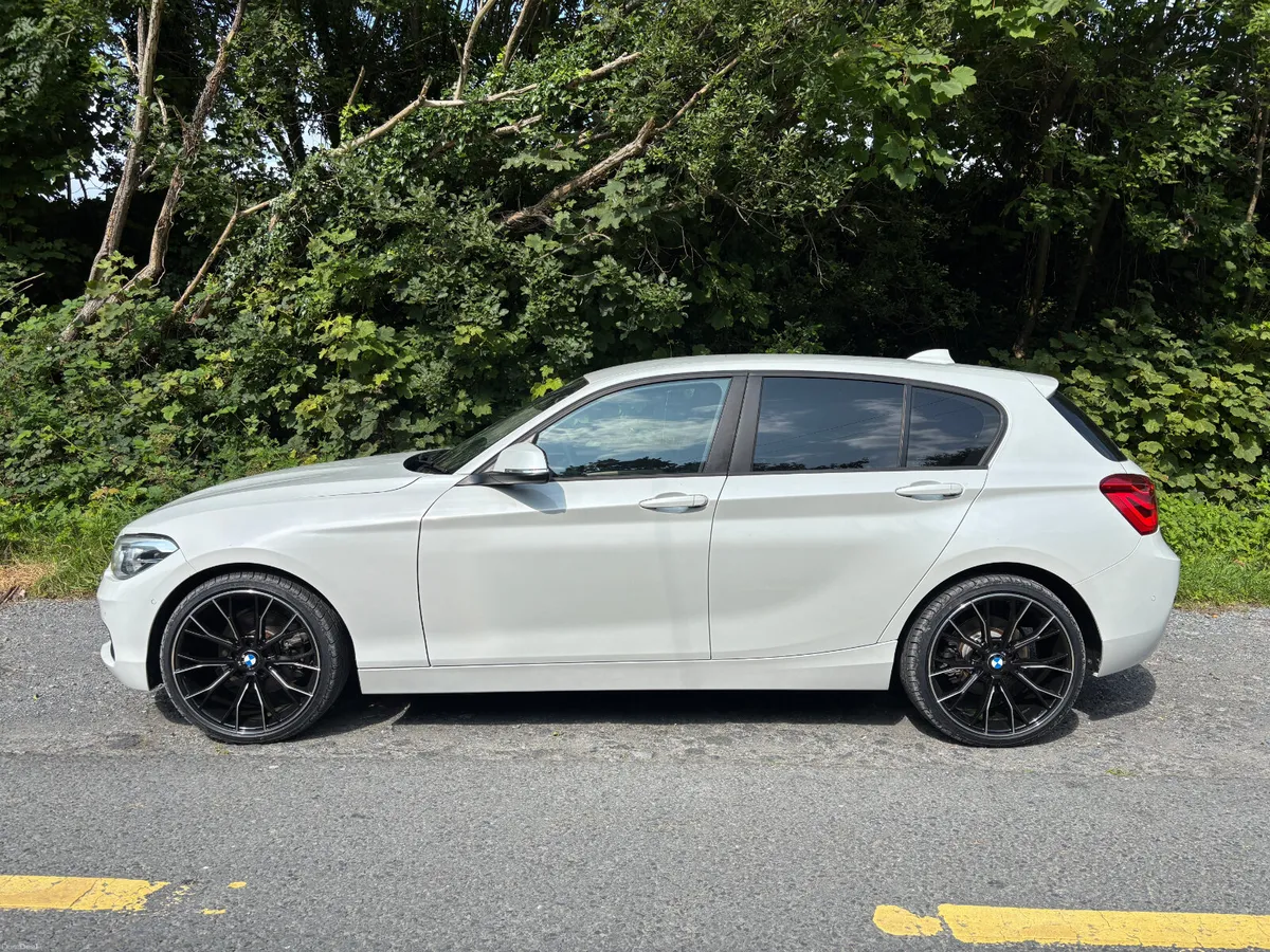 BMW 118d SE Automatic  2019 - Image 4