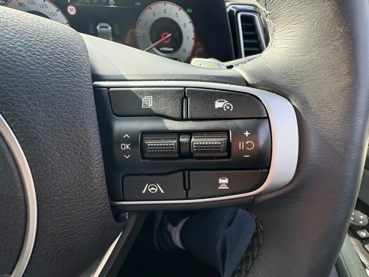 Kia Sportage HEV ANNIVERSARY EDITION **2 year AA** - Image 4