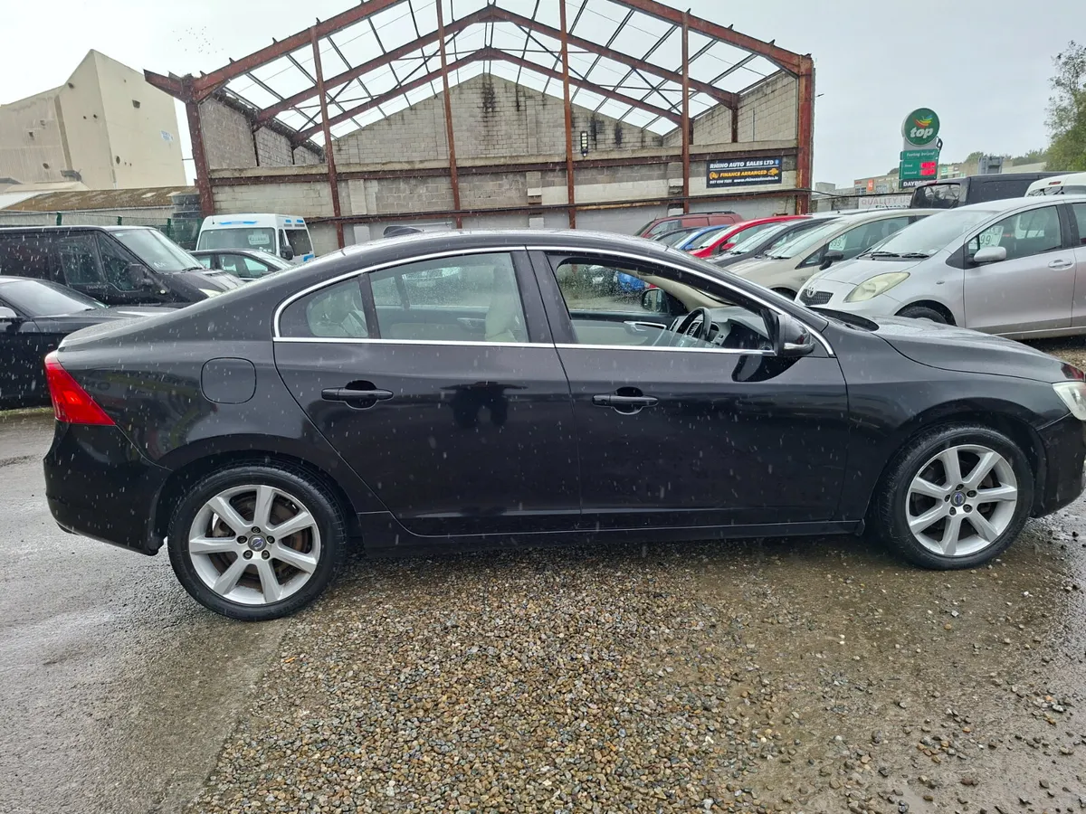 🦏 Volvo S60 2016. Extremely clean. 🦏 - Image 3