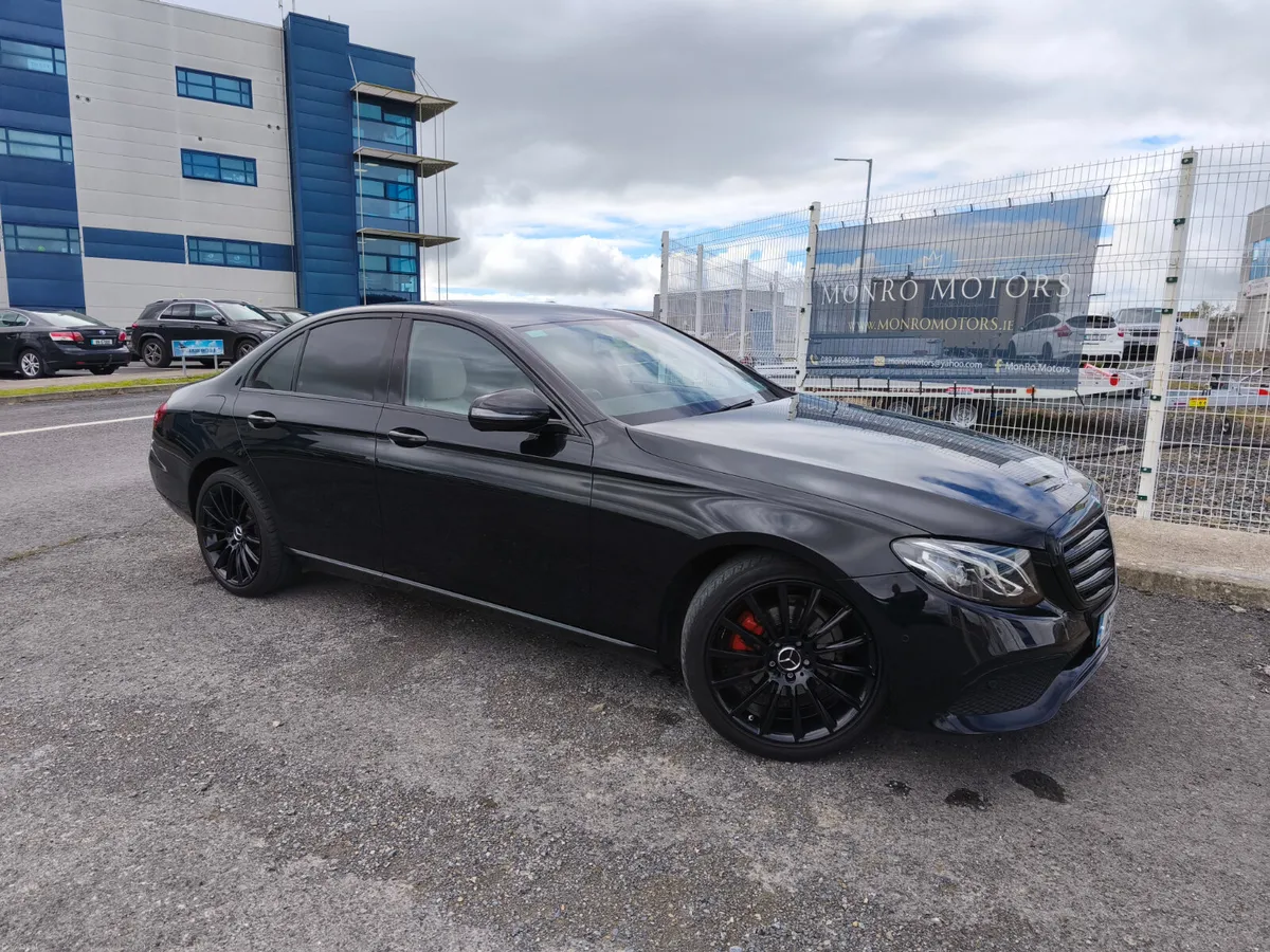 MERCEDES BENZ E-CLASS E 200/220 D AVANTGARDE - Image 2