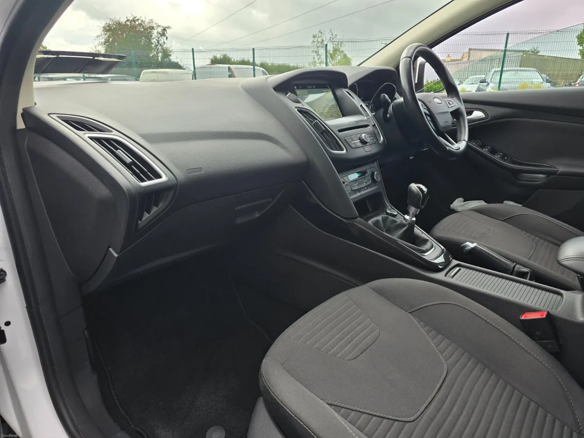 182 FORD FOCUS *1.5Tdci*TITANIUM * - Image 4