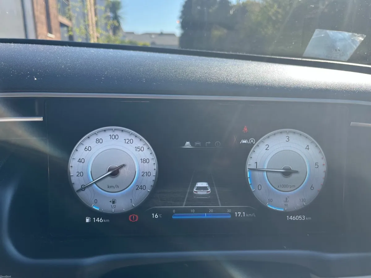 Hyundai Tucson Executive Plus - Image 3