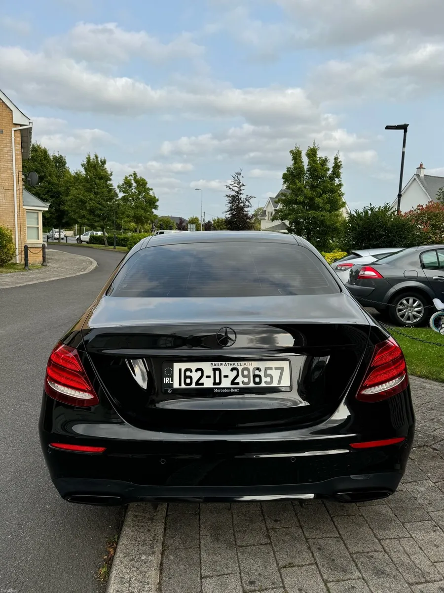 Mercedes E-Class 220D 194hp - Image 4