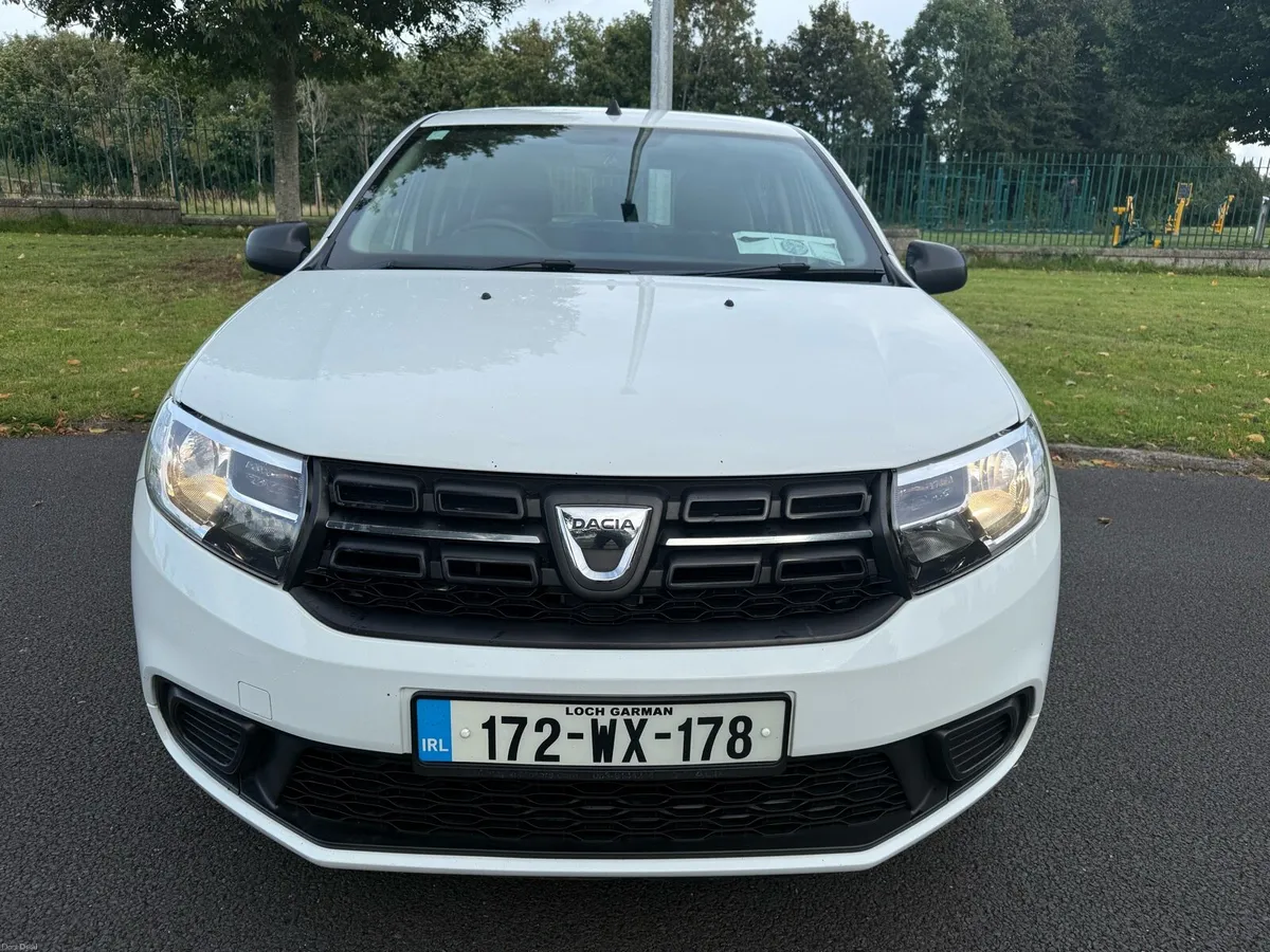Dacia Sandero 1.0 new NCT 07/27! - Image 2