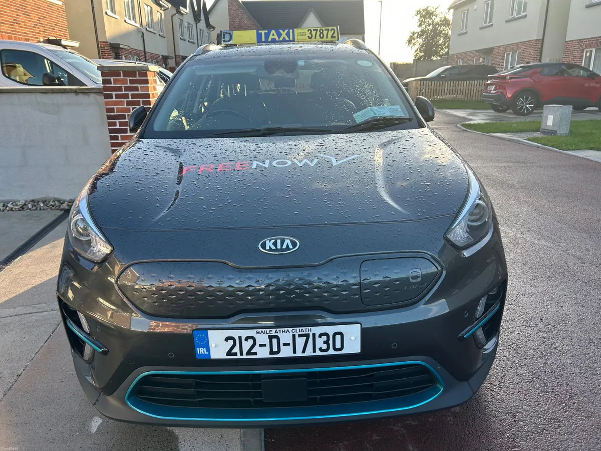 Taxi ready 2021 Kia e-Niro long range - Image 2