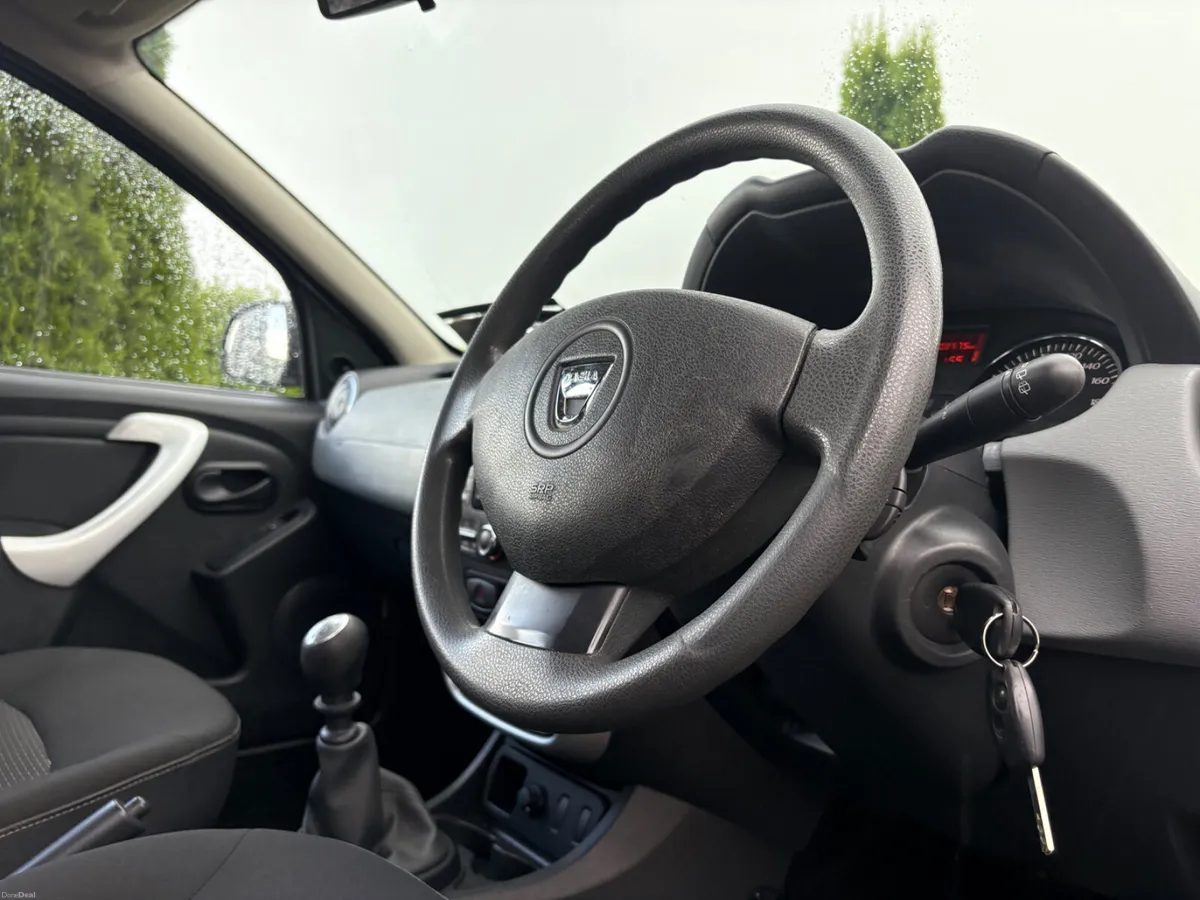 Dacia Duster 2013 - Image 2