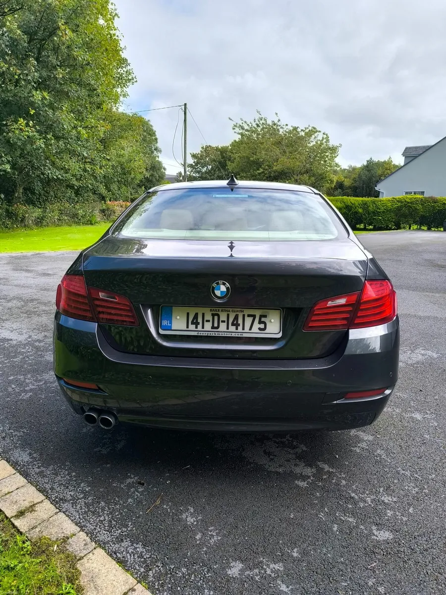BMW 5-Series 2014 Saloon - Image 4