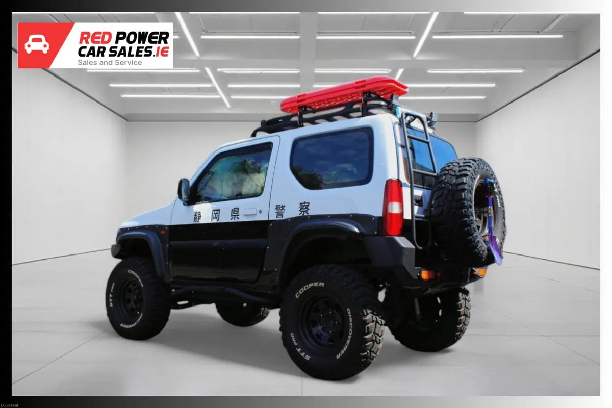 Suzuki Jimny 2004 off road - Image 2