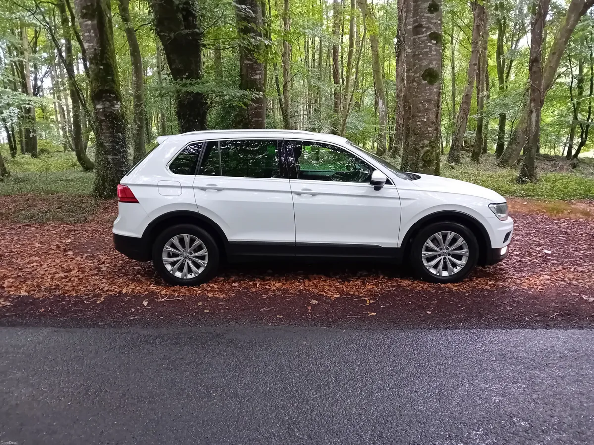 162 VOLKSWAGEN  TIGUAN 2.0 TDI 150 BHP COMFORTLINE - Image 4