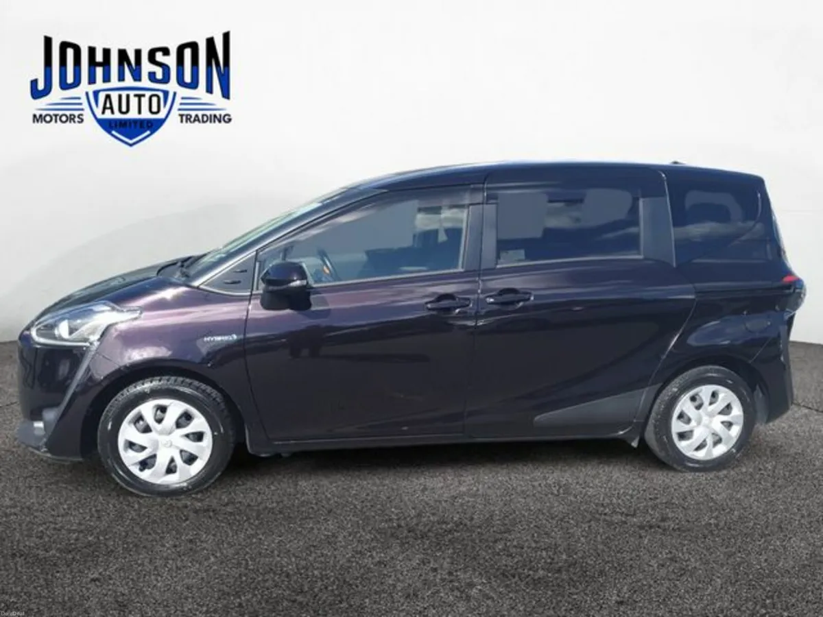 Toyota Sienta 1.5 Hybrid Petrol Engine - Image 4
