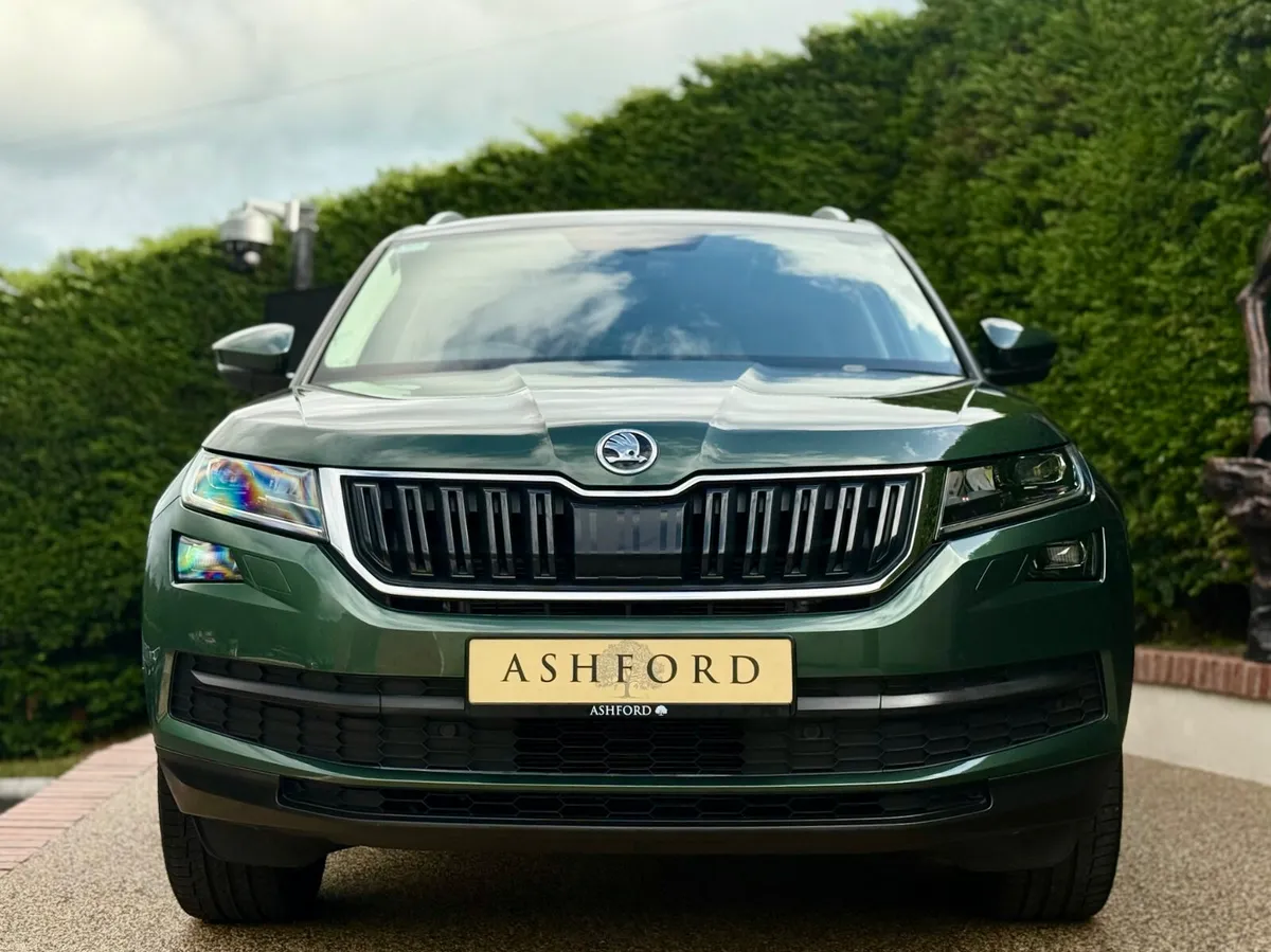 Skoda Kodiaq 7 seat Auto Low km Extended  warranty - Image 3