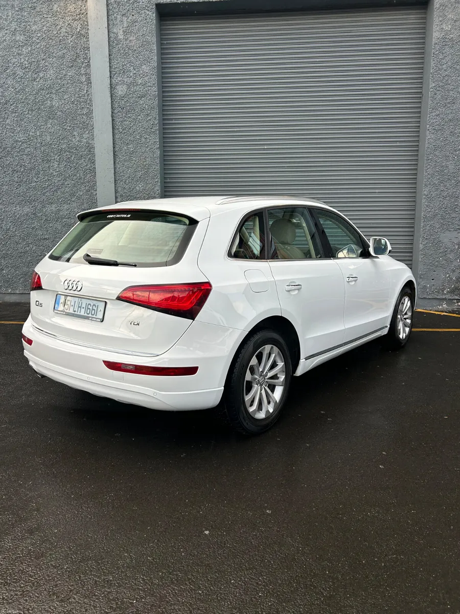 Audi Q5 2.0 TDI LOW KMS - Image 2