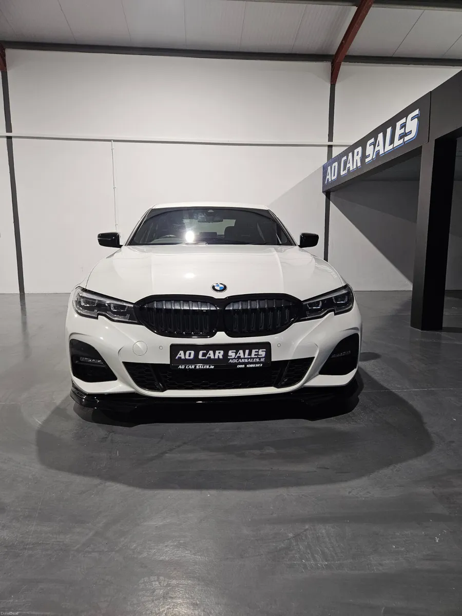 BMW 3-Series 2019 m-sport - Image 3