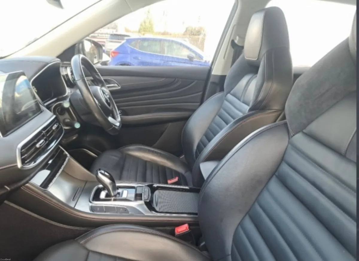 MG HS 2022 - Image 3