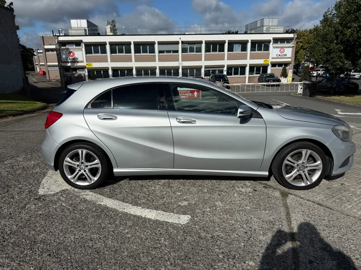 Mercedes Benz A180 1.6 AUTOMATIC - Image 4