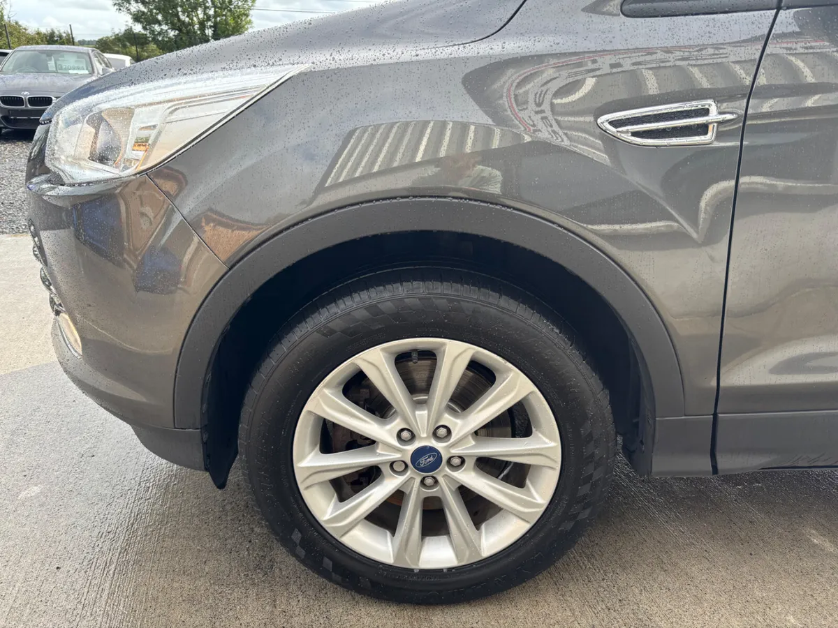 STUNNING 2016 FORD KUGA TITANIUM 2.0L - Image 4