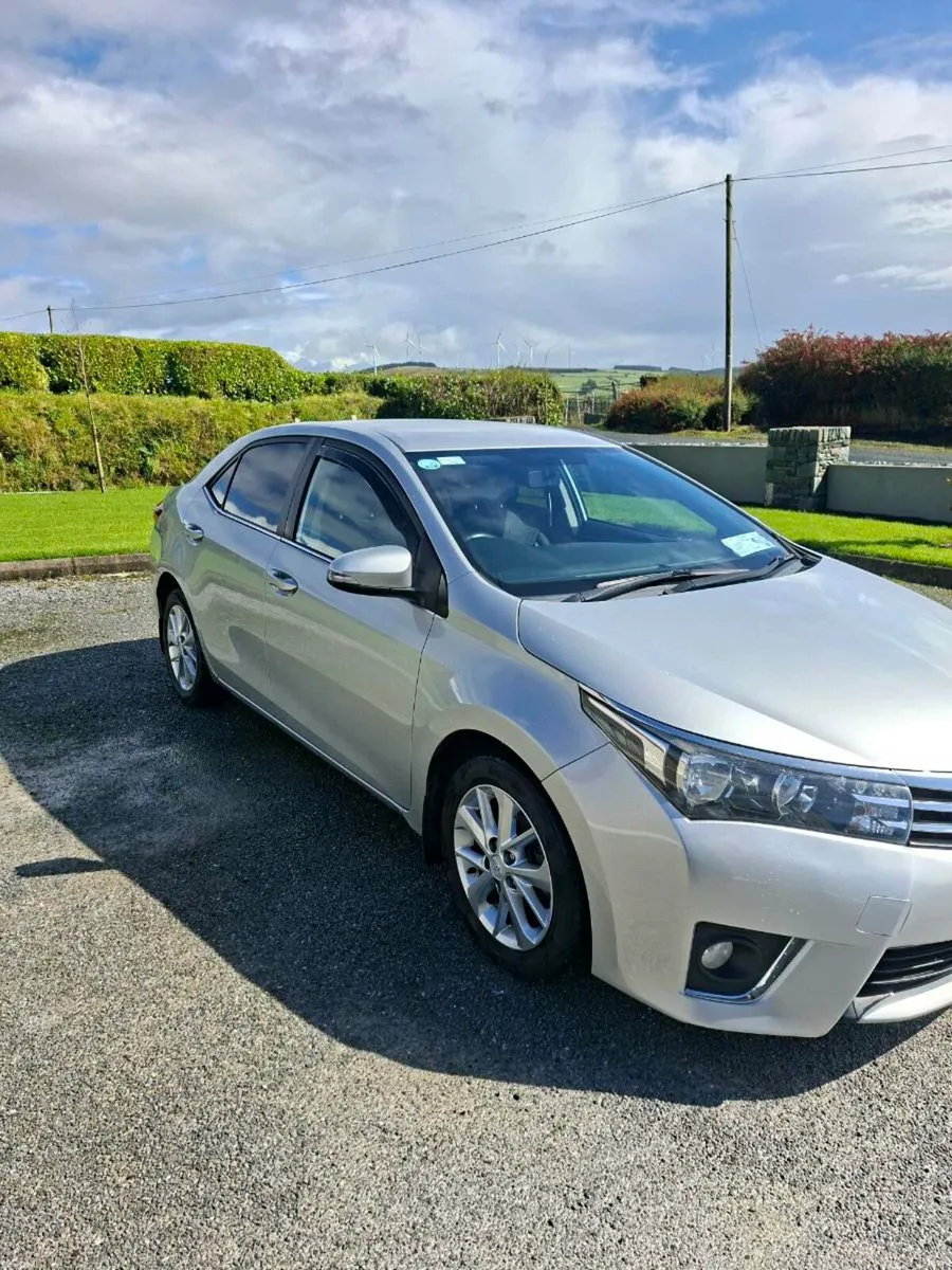 Toyota Corolla - Image 2
