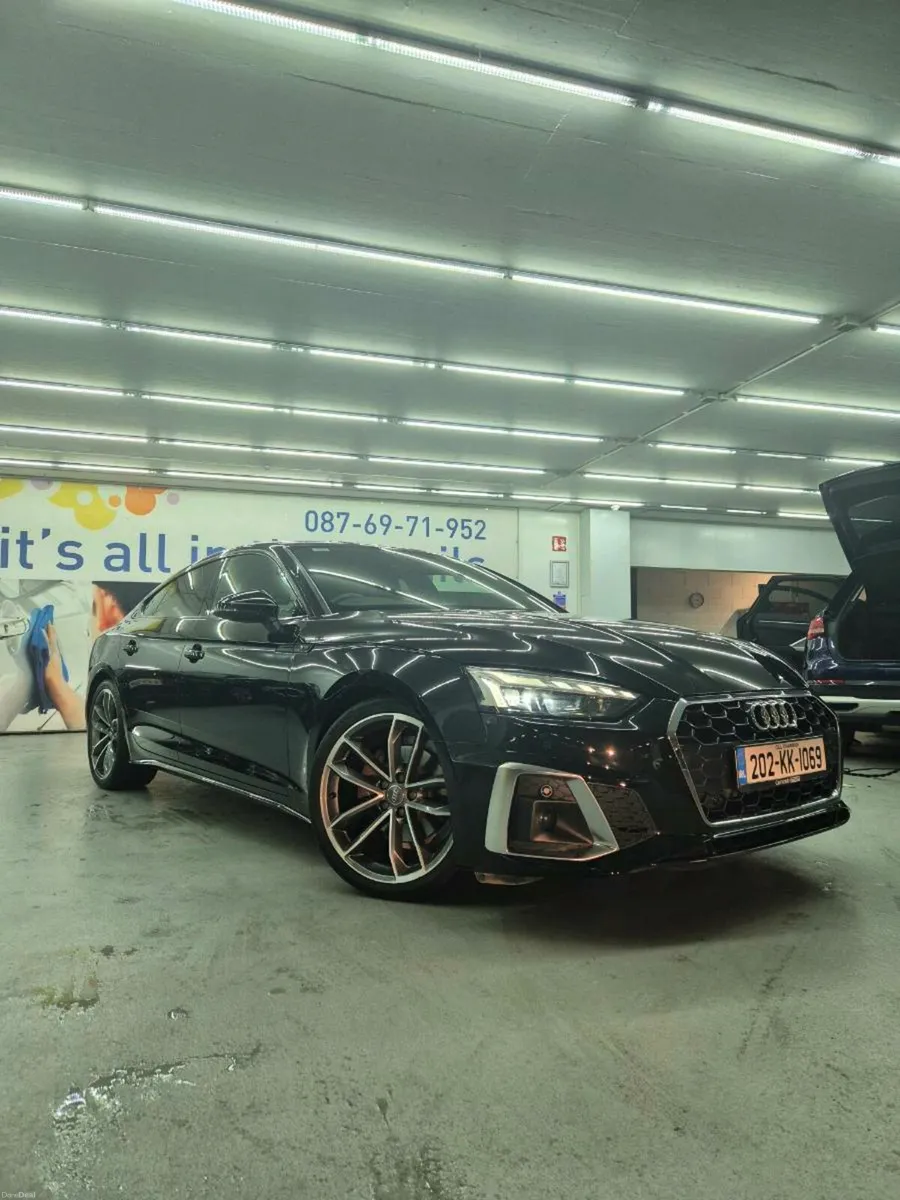 AUDI A5 2.0
SPORTBACK TDI S LINE
MHEV 5D - Image 1