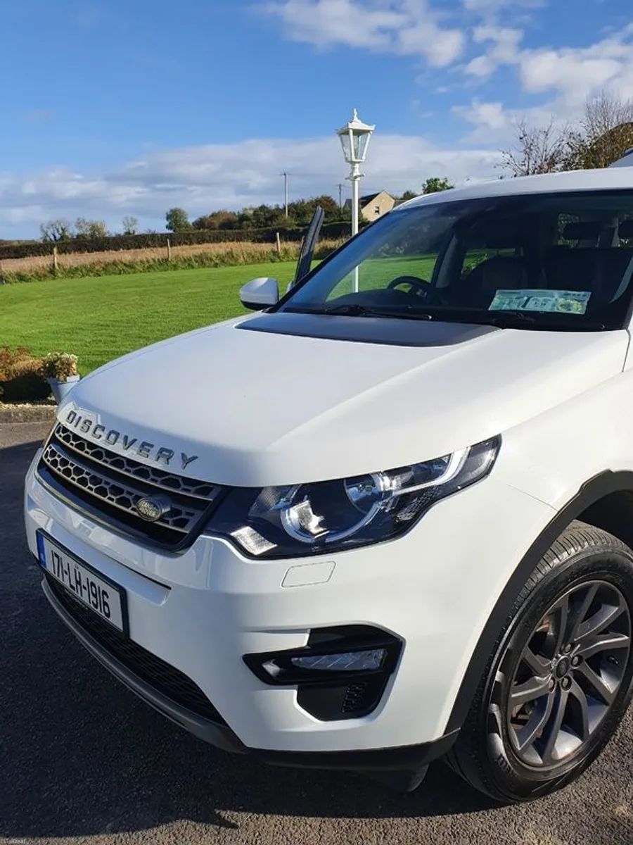 2017 Land Rover Discovery Sport SE TD4 model - Image 3