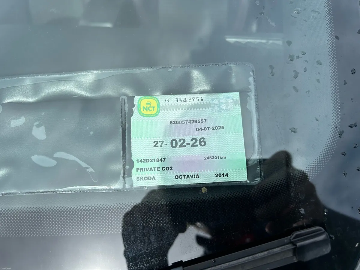 Skoda Octavia VRS 2.0 TDI AUTOMATIC - Image 3