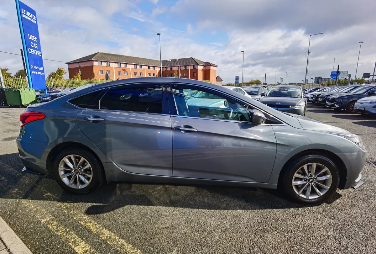 HYUNDAI I40 1.7CRDI SE NAV 115BHP - Image 4