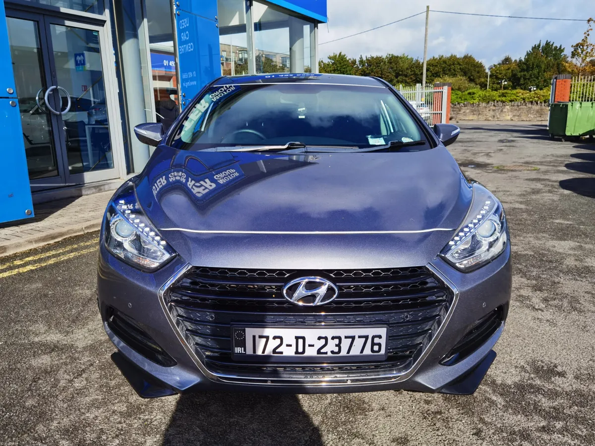 HYUNDAI I40 1.7CRDI SE NAV 115BHP - Image 2