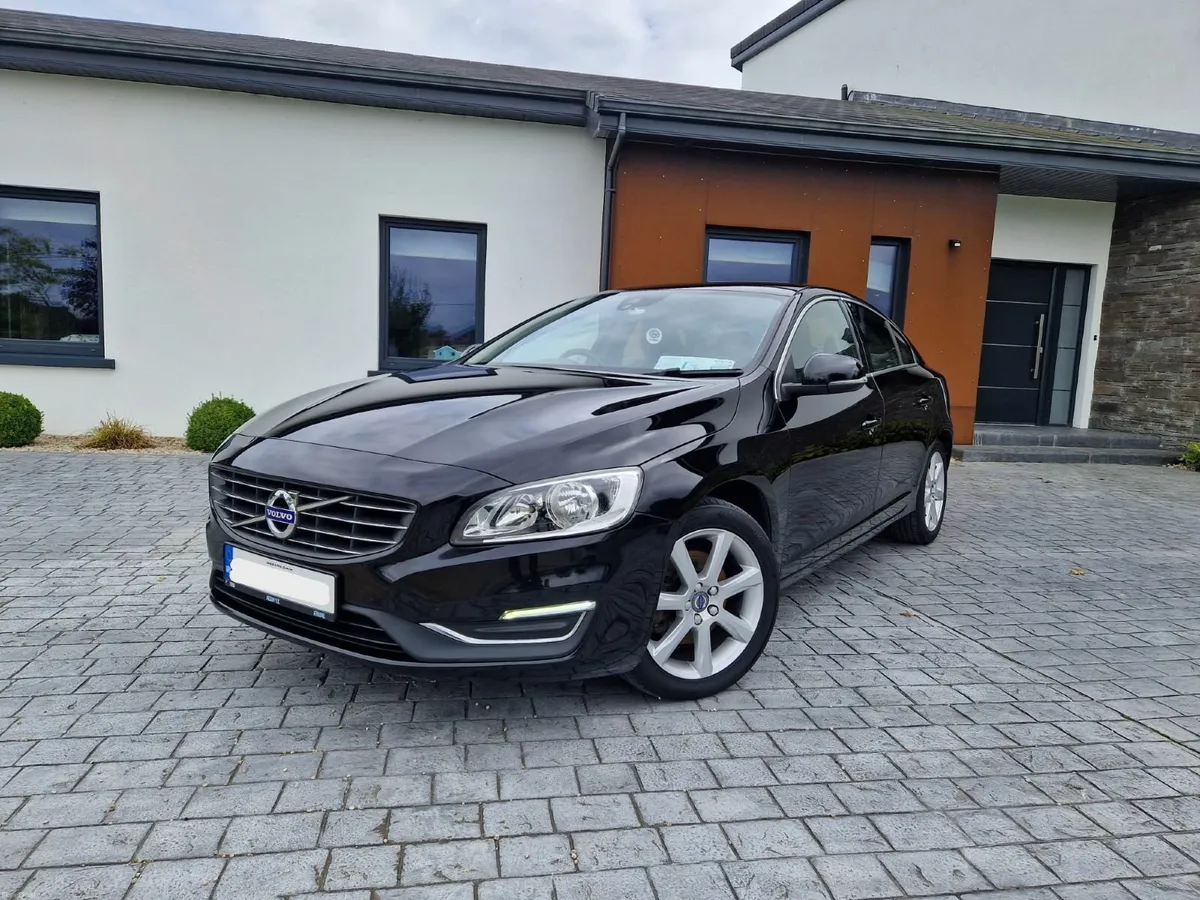 VOLVO S60 DIESEL, SALOON, D4 (190HP), SE LUX 4DR - Image 4