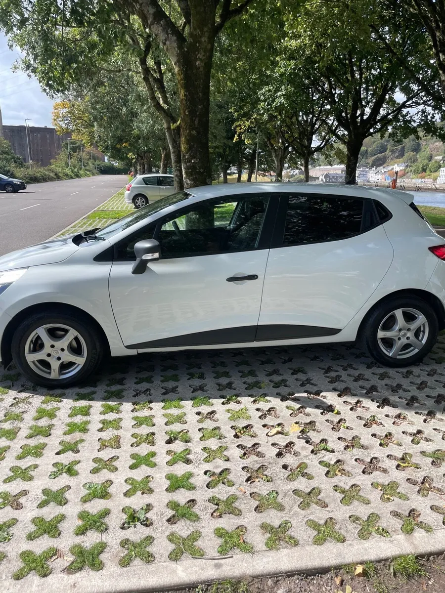 Renault Clio 2015 - Image 4