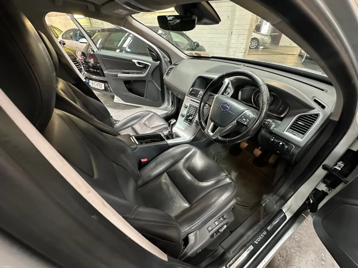 Volvo XC60 D4 (190hp) FWD SE LUX - Image 4