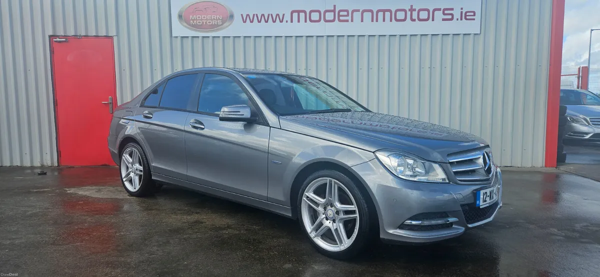Mercedes C200 2.1 cdi se blue eff 4dr manual - Image 2