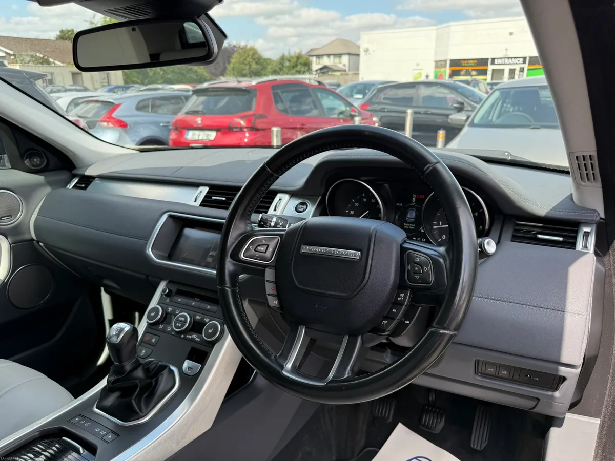 2017 Range Rover Evoque 2.0 Diesel 4WD - Image 4
