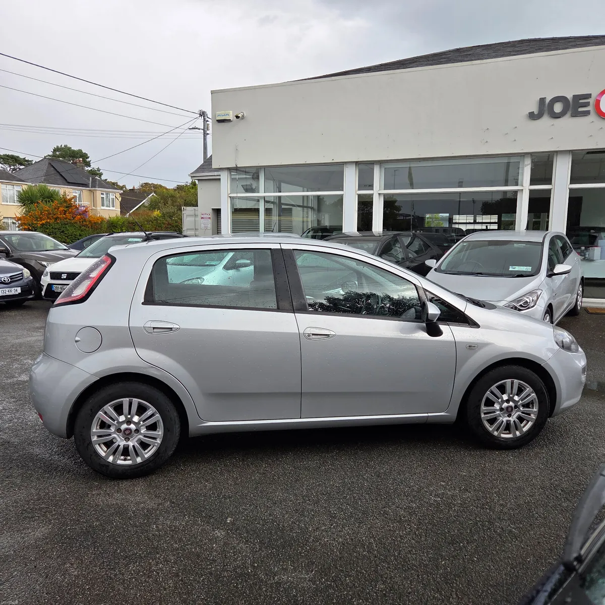 Fiat Punto 2014 1.2 Petrol 5 Dr - Image 4
