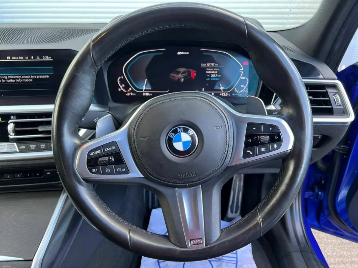 BMW 3-Series 330e M-SPORT 2.0 HYBRID AUTO // LEATH - Image 4