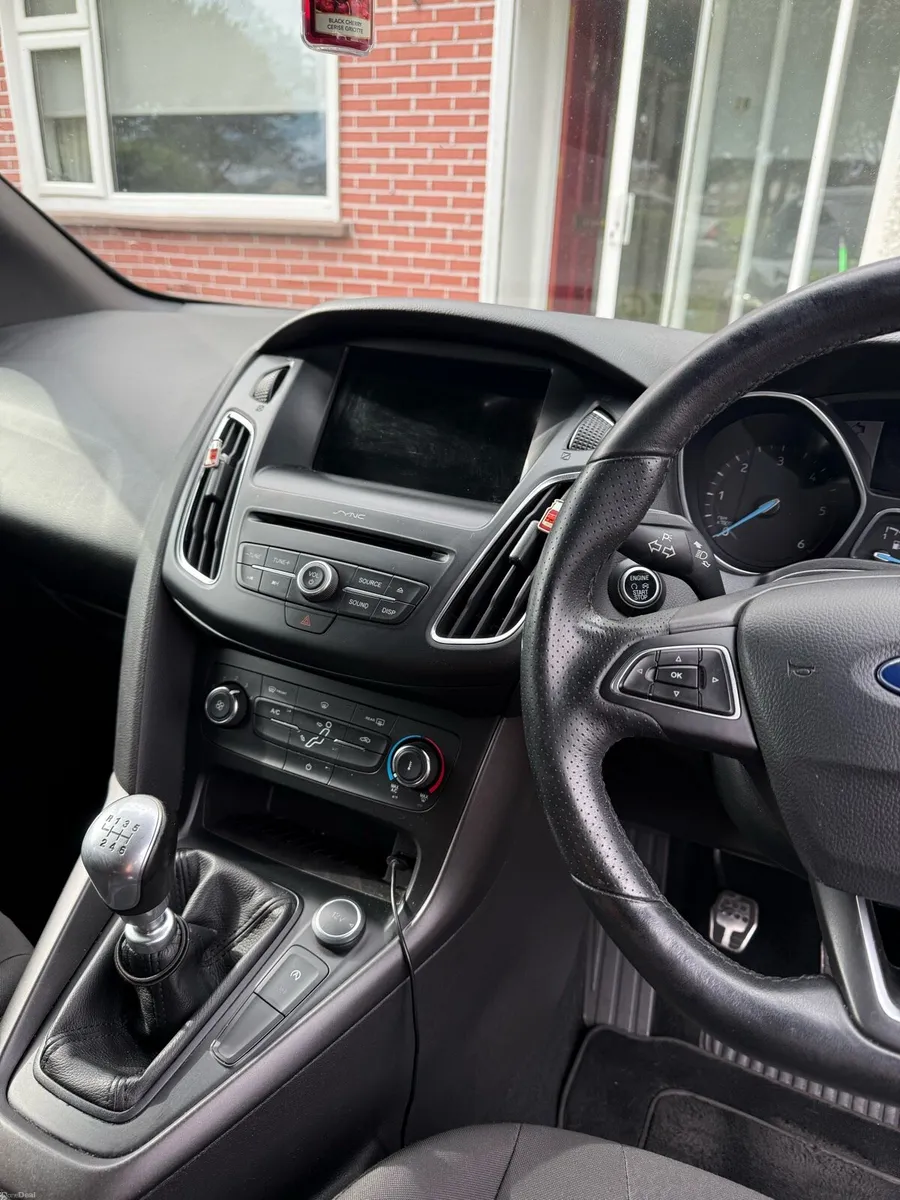 171 Ford Focus ST Line - Image 4