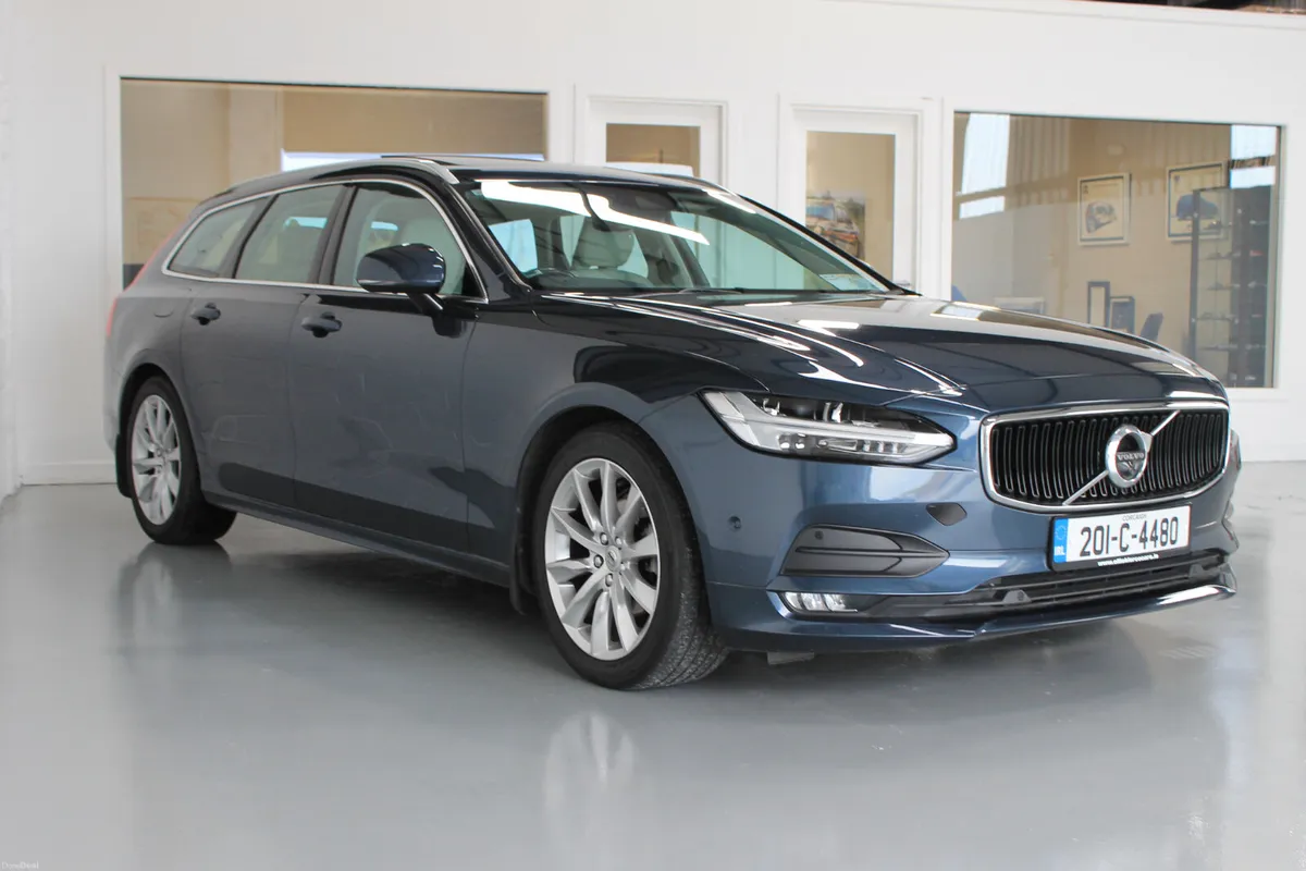 Volvo V90 2020, Momentum Automatic €624p/m - Image 4