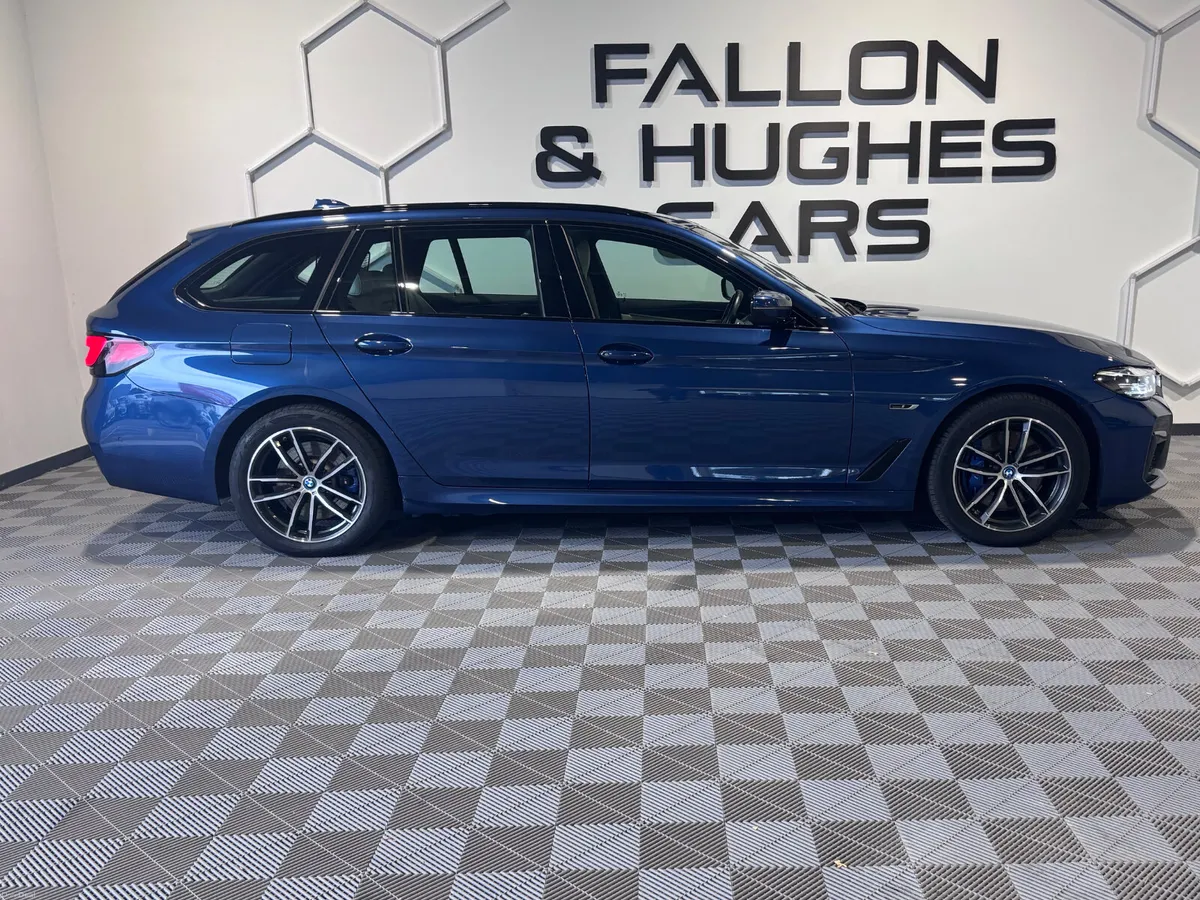 BMW 5 SERIES 530E XDRIVE M SPORT ESTATE 212 REG - Image 4