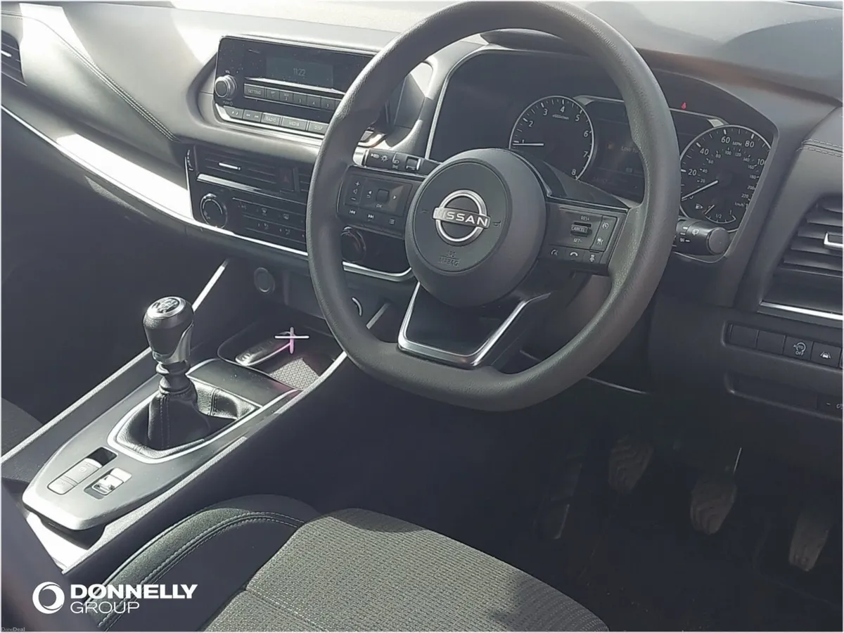 Nissan Qashqai Hatchback Visia - Image 3