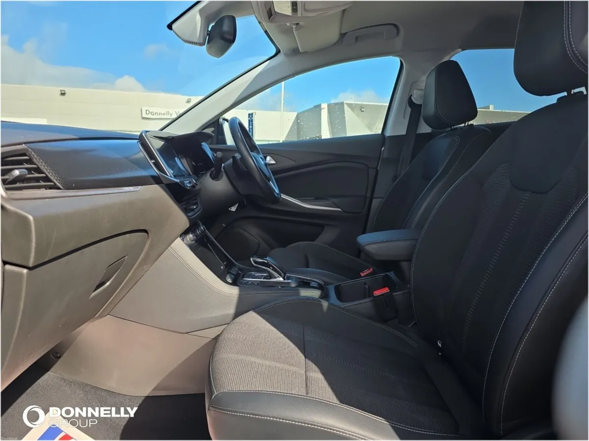 Vauxhall Grandland Diesel Hatchback GS - Image 4