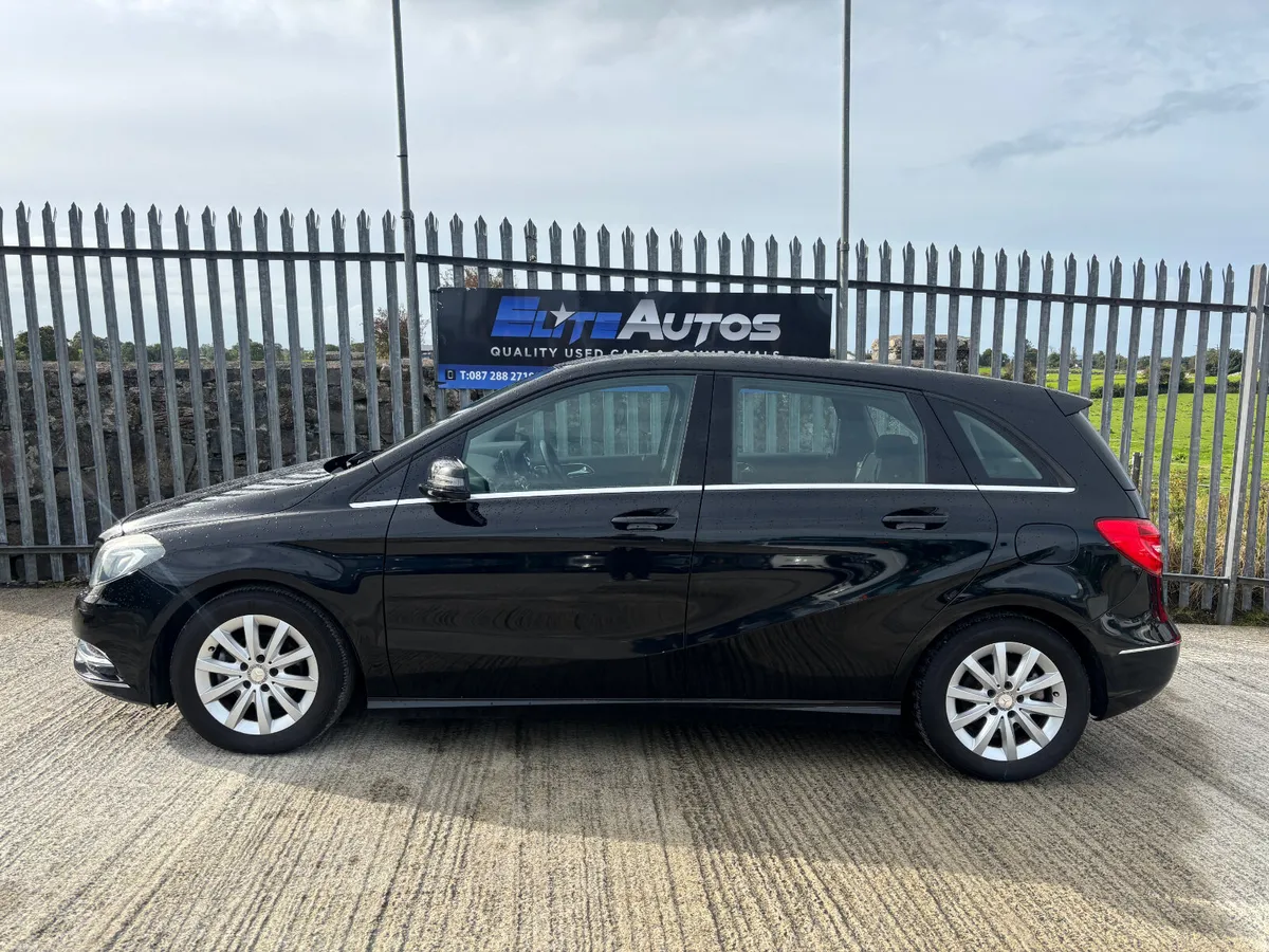 Mercedes Benz B180 Automatic 2013 - Image 3